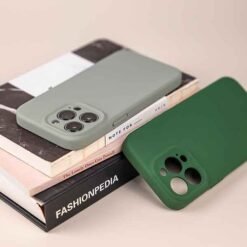 iPhone 12 símahulstur úr mjúku TPU - Svart - Image 3